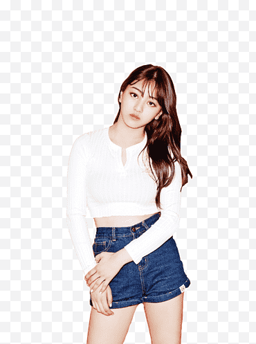 TWICE, người phụ nữ mặc áo xẻ cổ màu trắng và quần short ngắn màu xanh png
